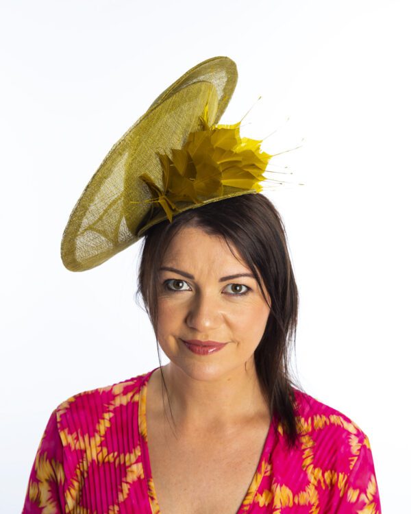Front view of occasion hat